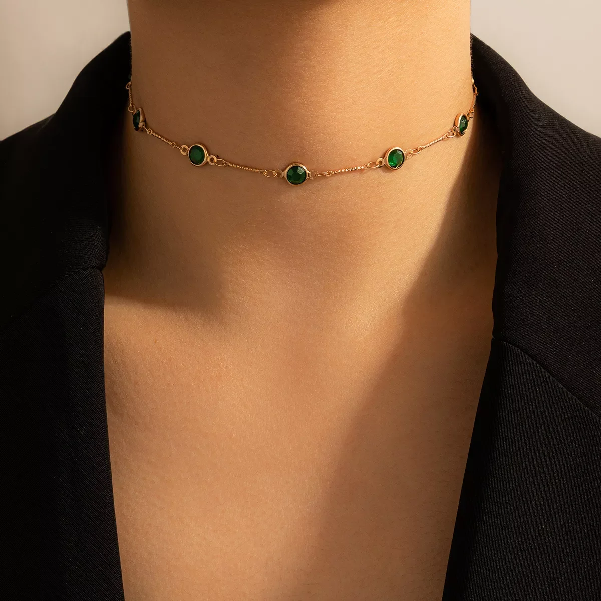 

Tredny Green Rhinestone Chain Choker Necklace for Women Gold Color Alloy Metal Handmade Jewelry Accessories Collar 15633