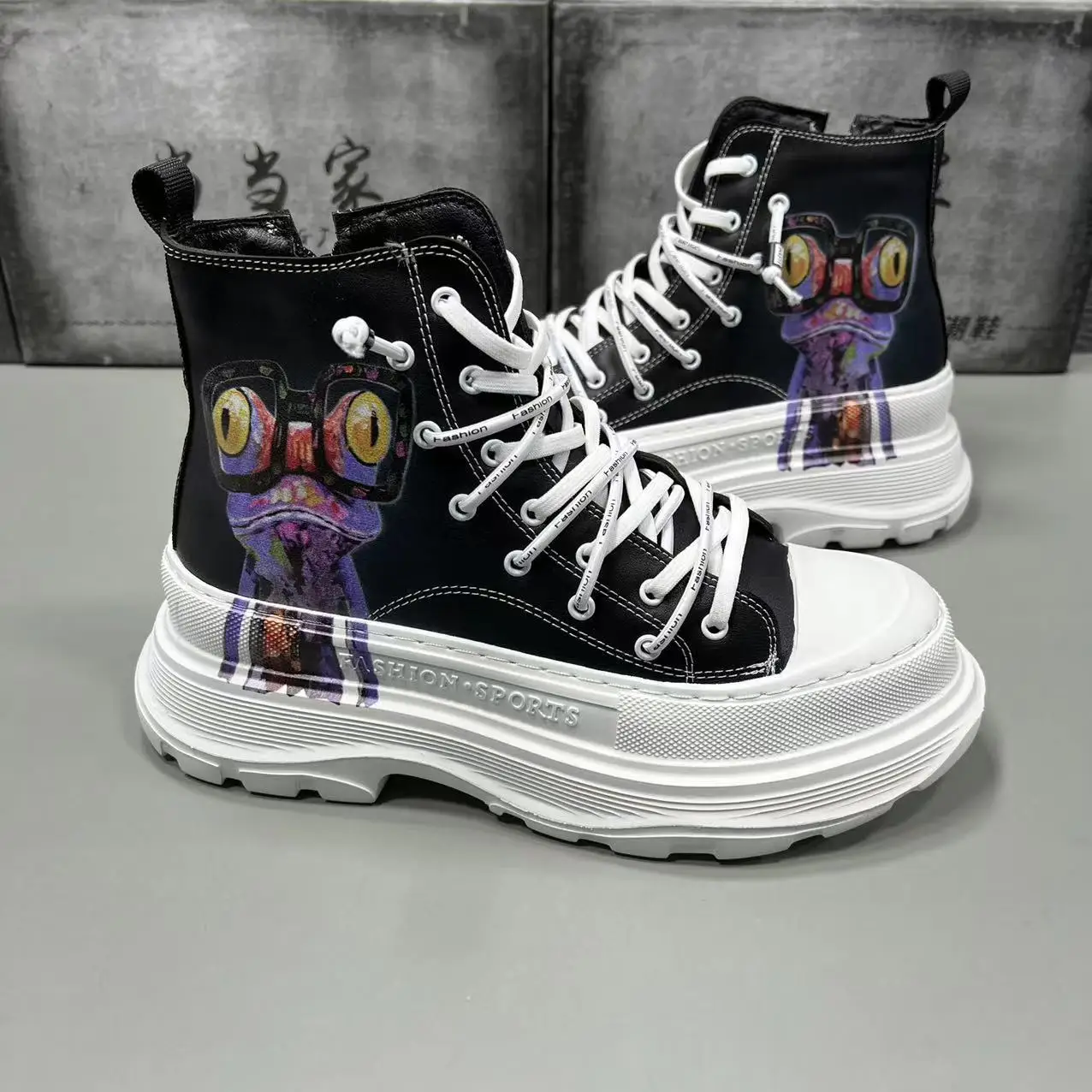 

Spring New Men's Shoes Fashion Statement Lace Up Motorcycle Fashion All-Match Graffiti Boots Increased 5 Cm