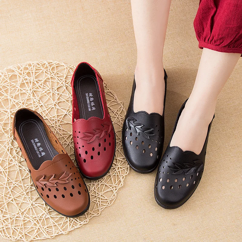 Spring Summer Women Shoes Loafers 2022 New Round Toe Single Shoes Female Casual Shoes Slip-on Breathable Ladies Hollow Flats