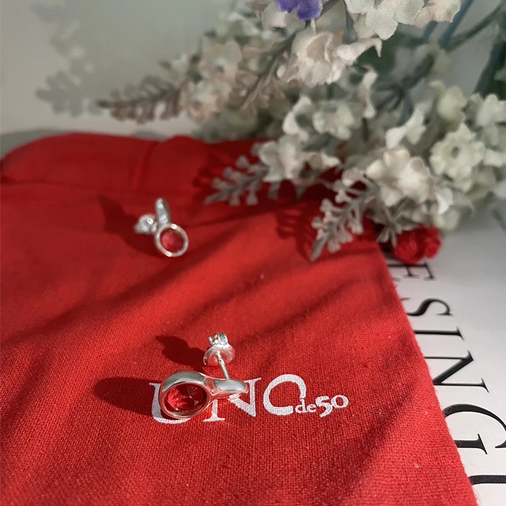 

Женские серьги из серебра 2023 пробы, с красным цирконием