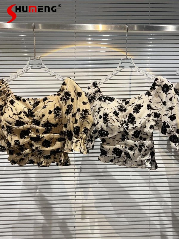 

2022 Summer New Retro Flower Pleated Short Puff Sleeve Chiffon Shirt Slimming Blusas Mujer Elegant Fashion All-matching Blouse