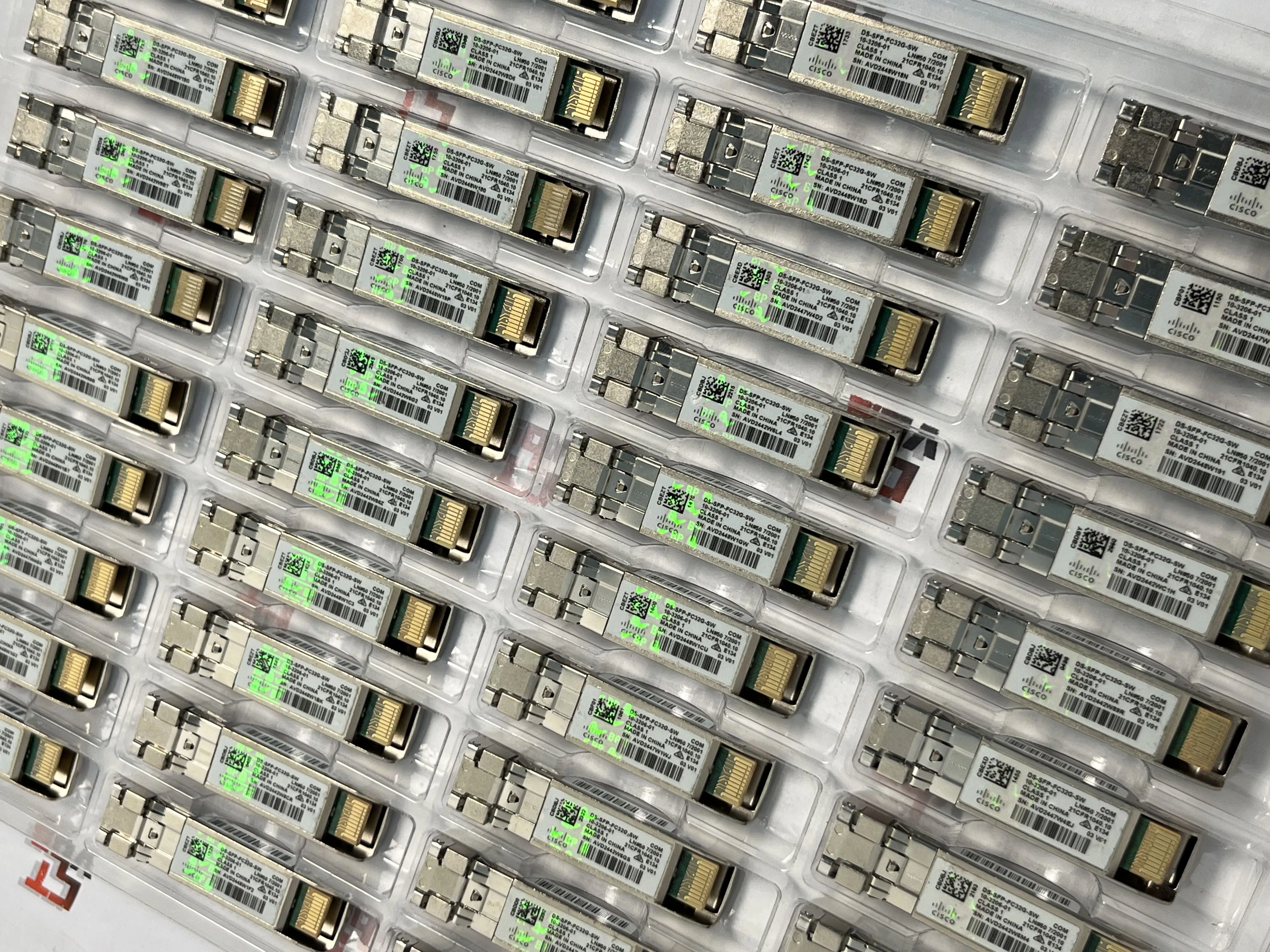 Cisco DS-SFP-FC32G-SW  10-3206-01 Fibre Channel SW SFP+ Optical Fiber Module 850nm MMF With Hologram Label