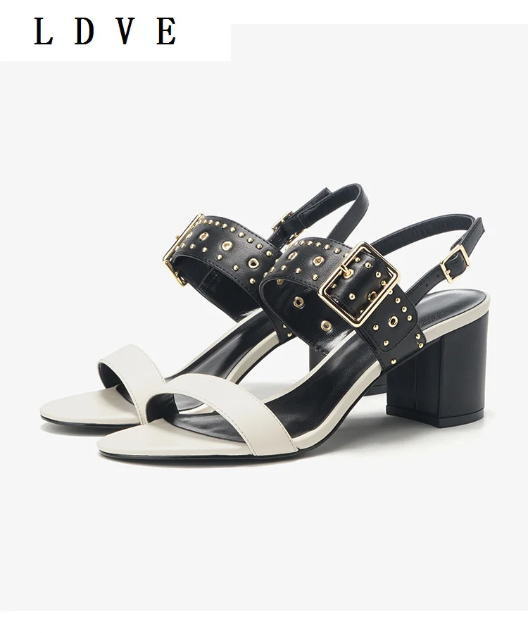 

Женские босоножки на массивном каблуке, сандалии с открытым носком и заклепками, из мягкой кожи, лето 2020