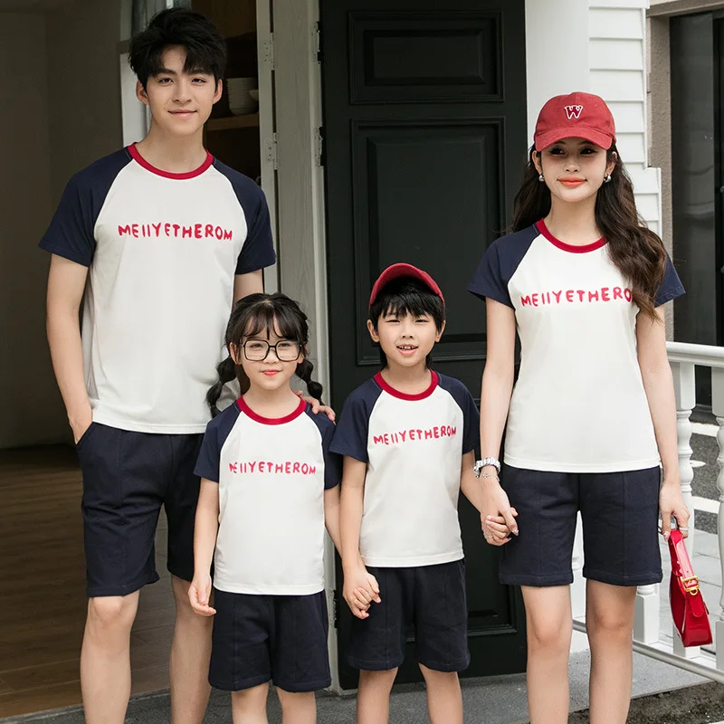 2024 летняя семейная Одинаковая одежда для родителей и детей хлопковые футболки