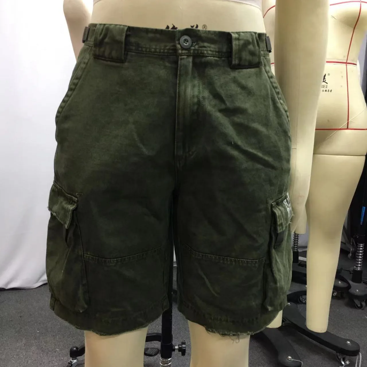 Новые мужские уличные тактические повседневные шорты летние однотонные большие