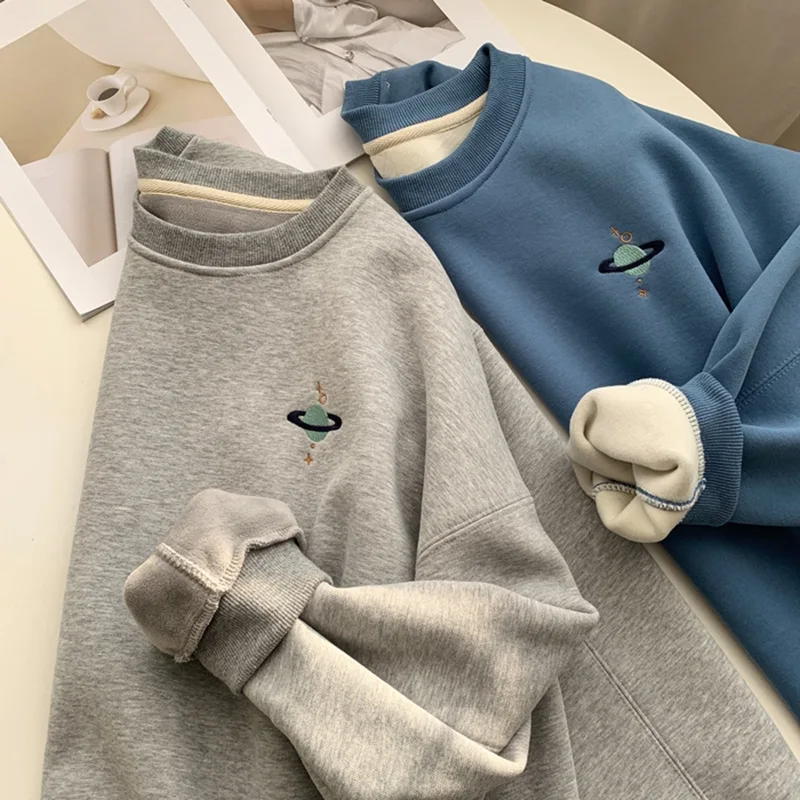 

Thick texture ~ Planet embroidery loose thickening plus velvet round neck pullover sweater women's coat new autumn and winter