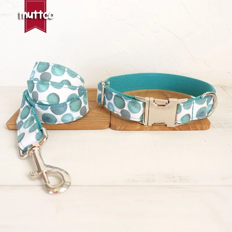 

Dog Collar Large, Medium and Small Dog Harness and Leash Suit Universal In All Seasons, Luxury Pet Accessories with Metal Buckle
