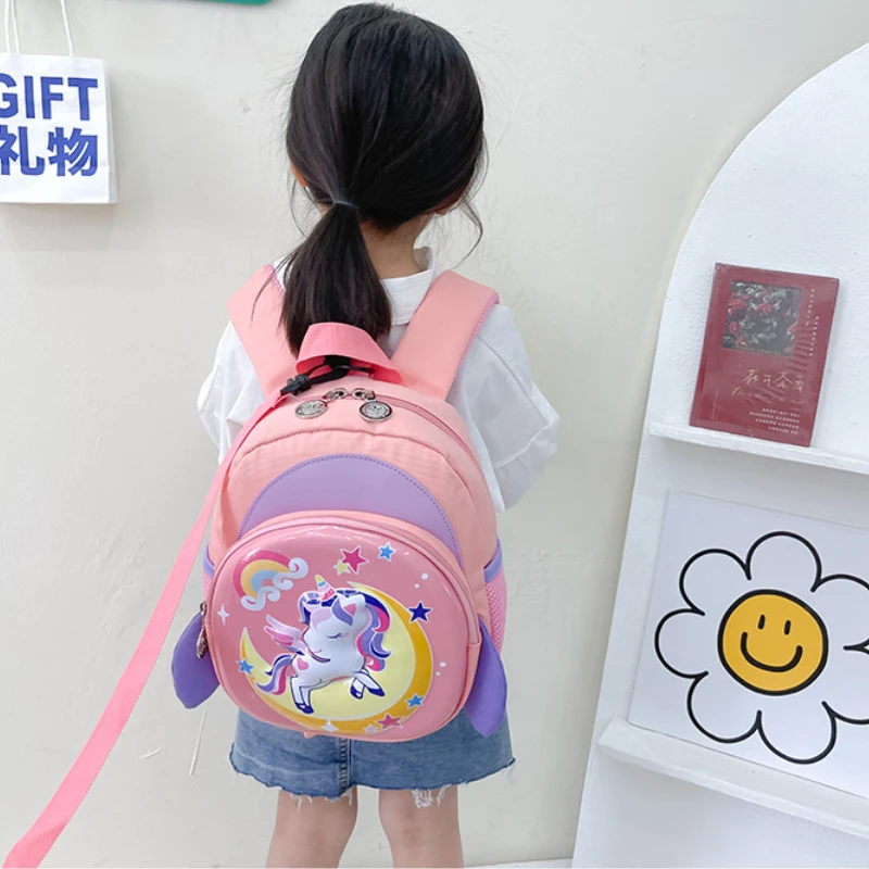 Рисунок 2 - Детские модные небольшие рюкзаки с защитой от потери