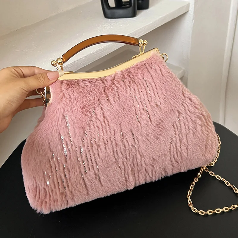 

2024 Brand Women Clip Shell Chain Shoulder Bags Designer Pink White Handbags Retro Corduroy Crossbody Bags Female Party Clutch