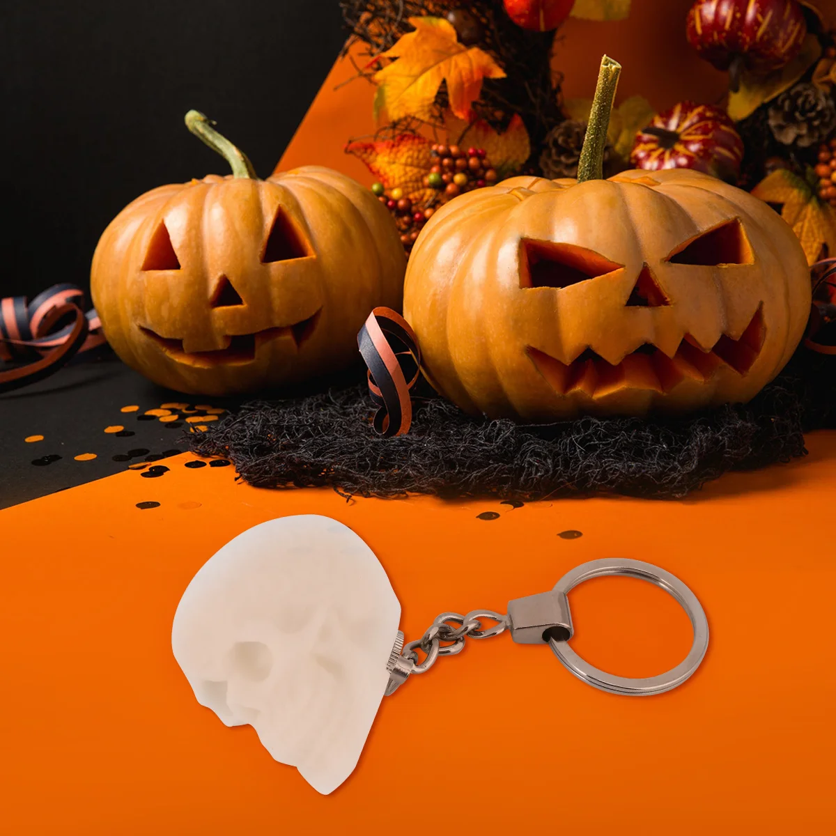 

Halloween Props Night Light Keychain Car Hanging Accessories Women Wallet Pla Miss