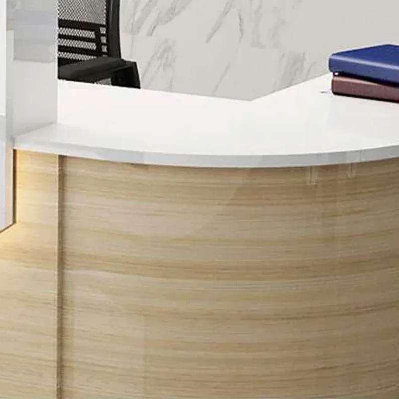 Черные минималистичные стойки регистрации Многофункциональная стойка