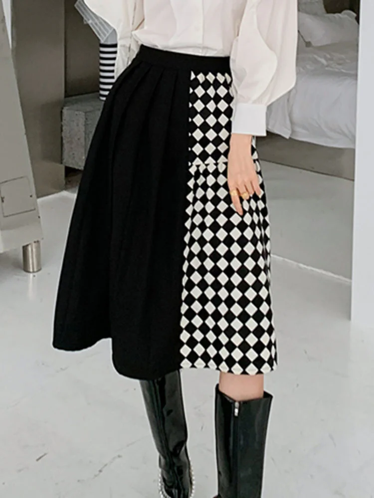 

Design Sense Stitched Plaid Skirt For Women Versatile Medium Length Female A-line Pleated Skirts 2022 Summer New B606