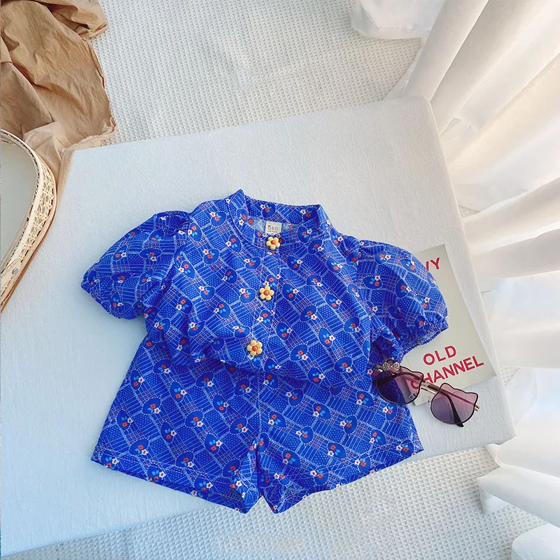 

Комплекты одежды для девочек, Новинка лета 2022, рубашка с коротким рукавом и штаны, комплект из 2 предметов для девочек, одежда для девочек, по...