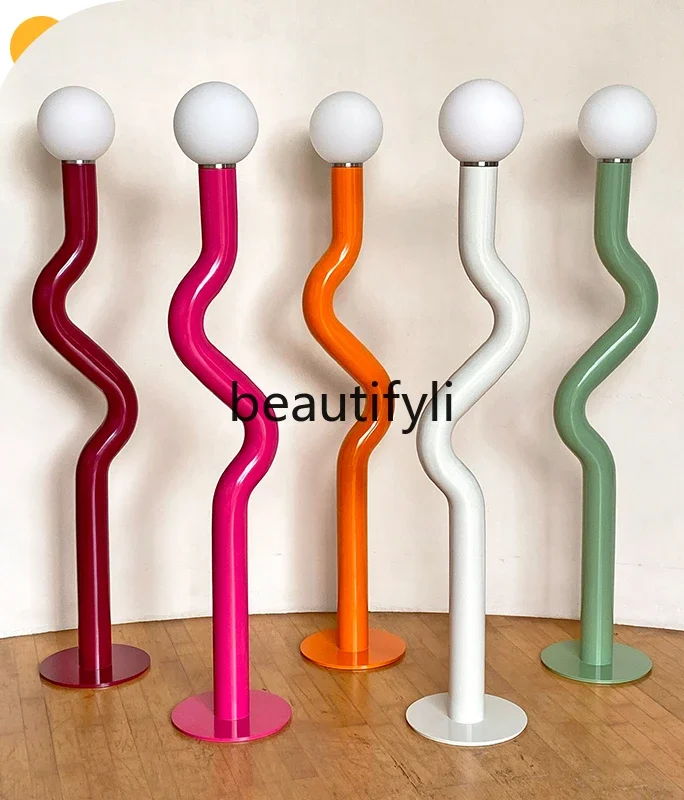 Торшер Macaron современный минималистичный креативный арт вертикальная лампа для