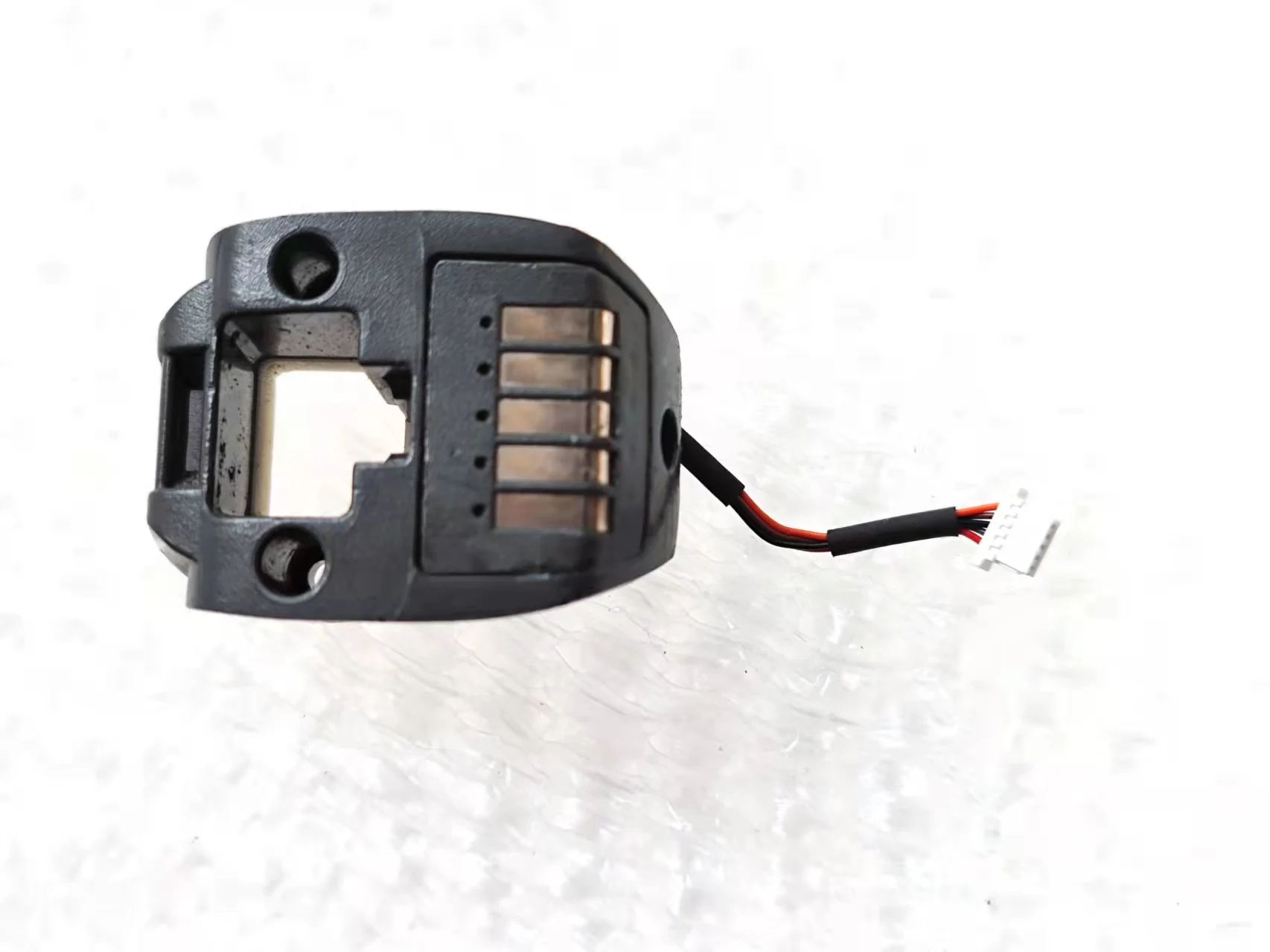 

Разъем аккумулятора (внизу) для Motorola Symbol MT2070 MT2090