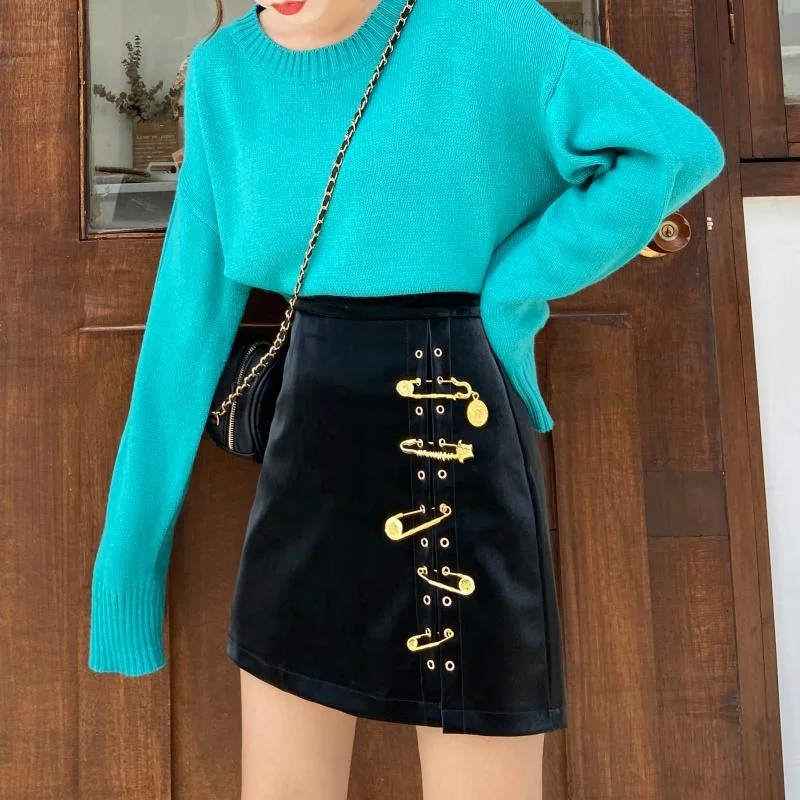 

Pins Patchwork Asymmetrical Women's Skirts High Waist PU Leather Casual Mini Skirt For Female 2023 Fashion Clothing DQ1278