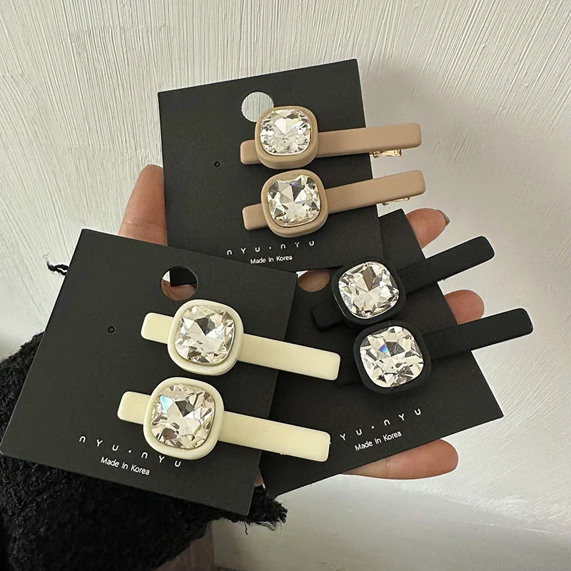 

2PCS Set Big Square Rhinestone Luxury White Black Hair Clips For Woman Temperament Designer Hairpin Fashion Accessories Gift
