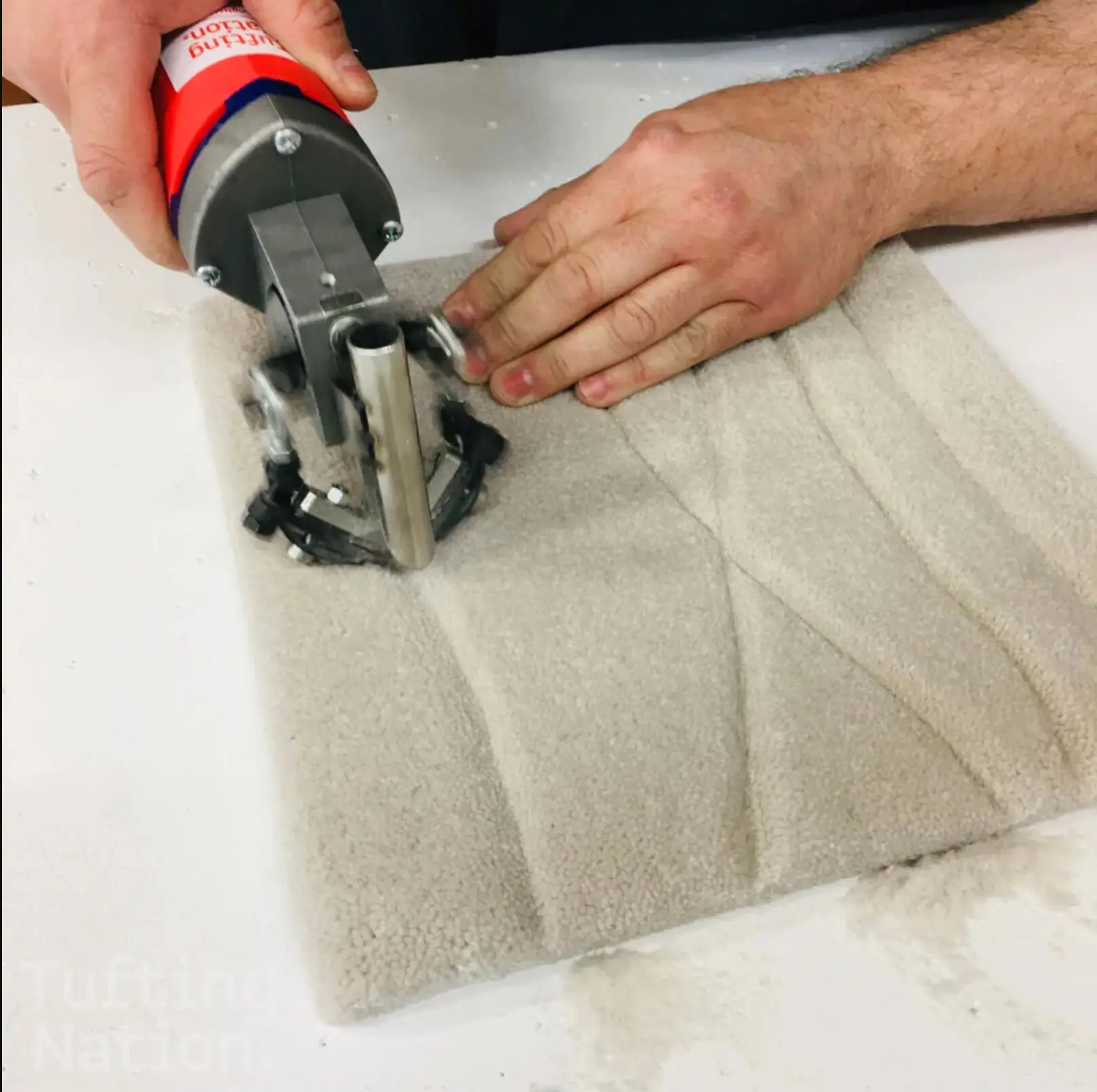 

Electric carpet Vshape carving tool rug carving machine carpet carving scissors