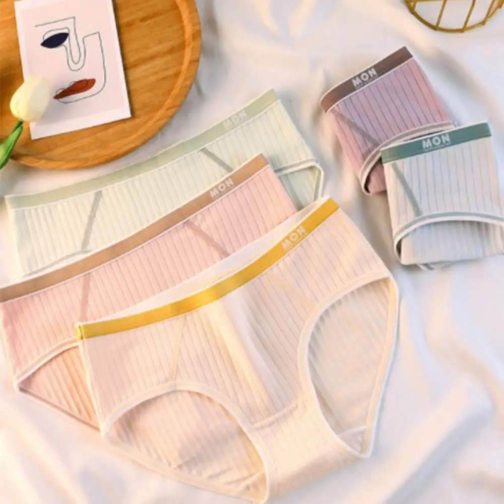 

Sweet Breathable Mid-Waist Letter Print Morandi Color Girls Women Underwear Cotton Seamless Panties Breathable Lingerie