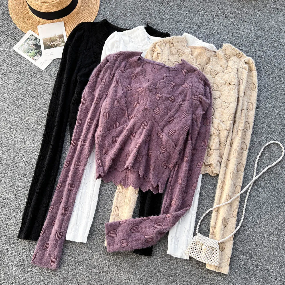 

French Embroidery Crochet V-neck Outer Design Sense Niche Long-sleeved Sweet Chic Knit Sweater