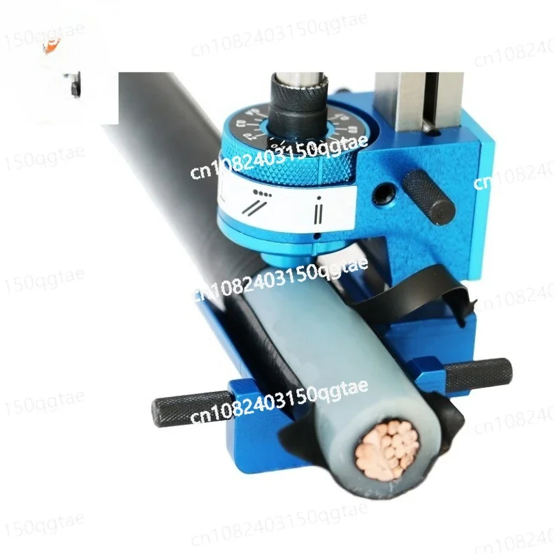 Простой в эксплуатации кабель для зачистки полукон 10 кВ глубина 2 мм