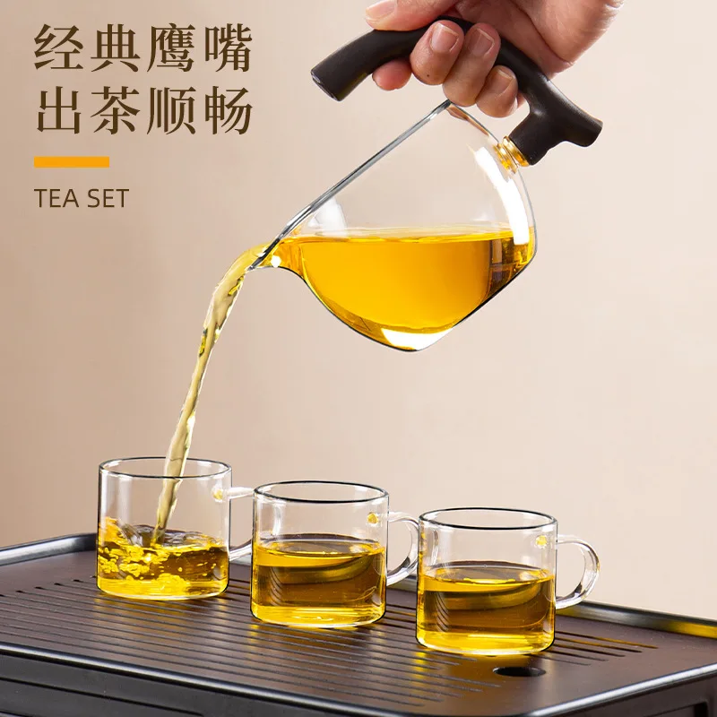 Фото Полуавтоматический стеклянный чайный набор Lazy Kung Fu с инфузором, защитой от ожогов, магнитным переключателем, чайником и чашкой для заваривания чая №4