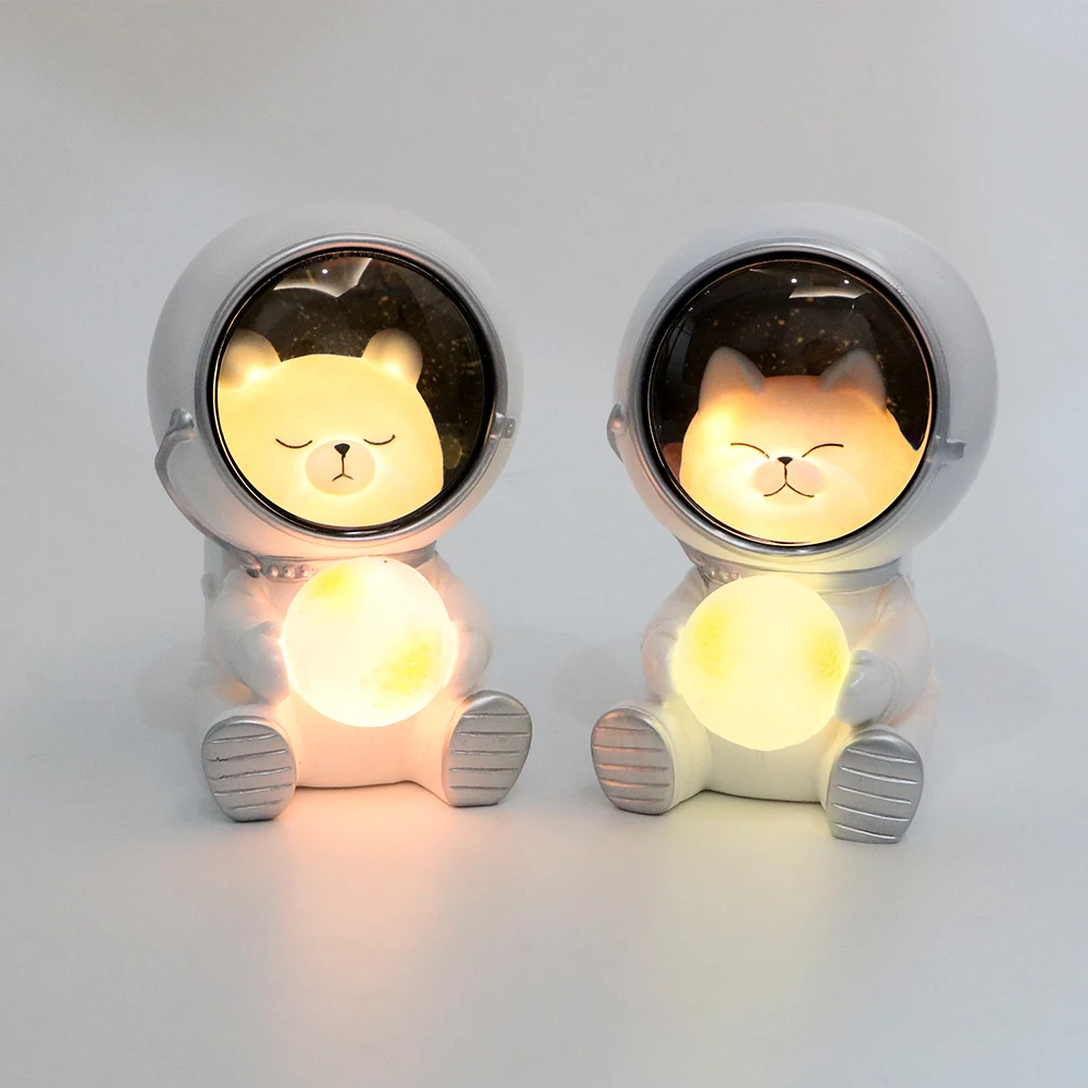 

Bedroom Bedside Lamp Creative Cute Pet Galaxy Guardian Astronaut Night Light Cartoon Ornaments Birthday Holiday Gifts LED
