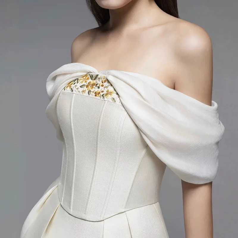 DEAT женское модное платье с вырезом на шее и открытой спиной атласное