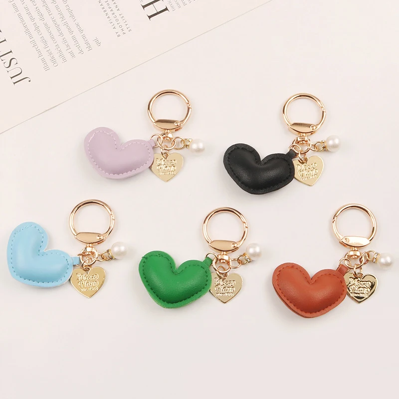 

Leather Love Keychain Pendant Bag Decoration Fashionable Multi-colored Light Luxury Decorative Fresh Alloy Keychain Accessories