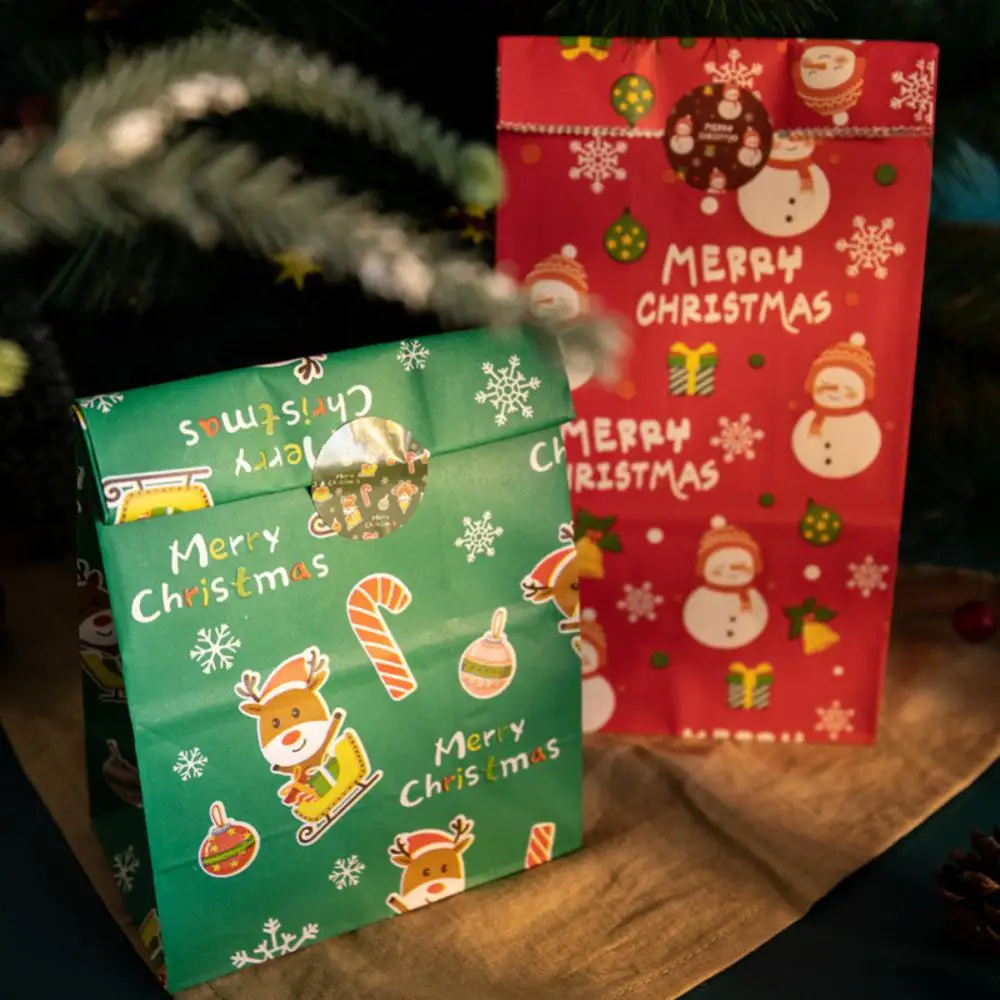 

24Set Christmas Gift Bag Kraft Paper Bags Xmas Party Candy Bag Santa Claus Snowman Cookie Xmas Packaging Bag Pouch Wrapping
