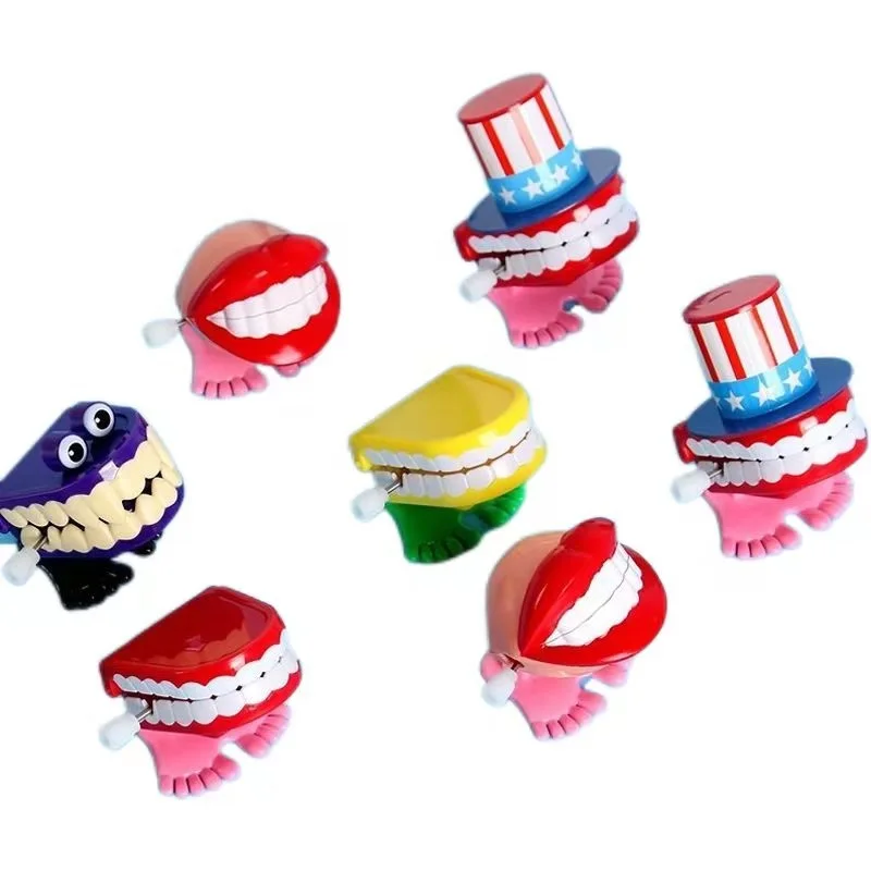 

QU Chain funny teeth spring teeth creative new strange April fool's Day prank toys