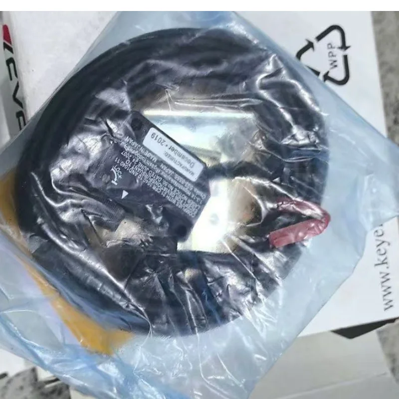 Новый лазерный датчик LV-NH32 для быстрой доставки.