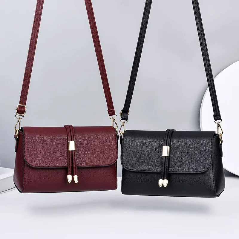 

Женская сумка на одно плечо из искусственной кожи с кисточками, модная простая сумка на цепочке, однотонная женская повседневная сумка-месс...