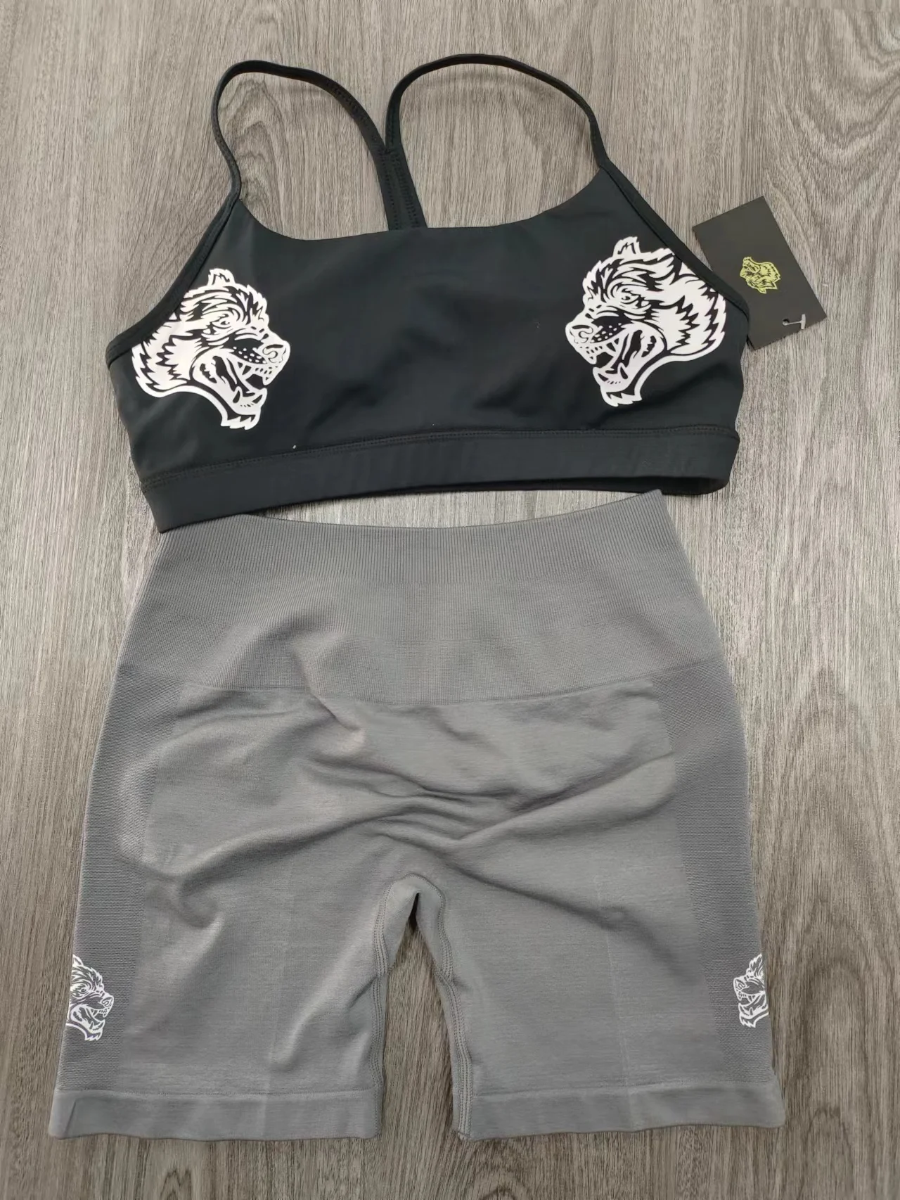 Darcsport Set Women Shorts & Bra Gym Fitness Skinny Hip Lift Sports Yoga Shorts Cross Sexy Tops Push Up Elastic Underwear