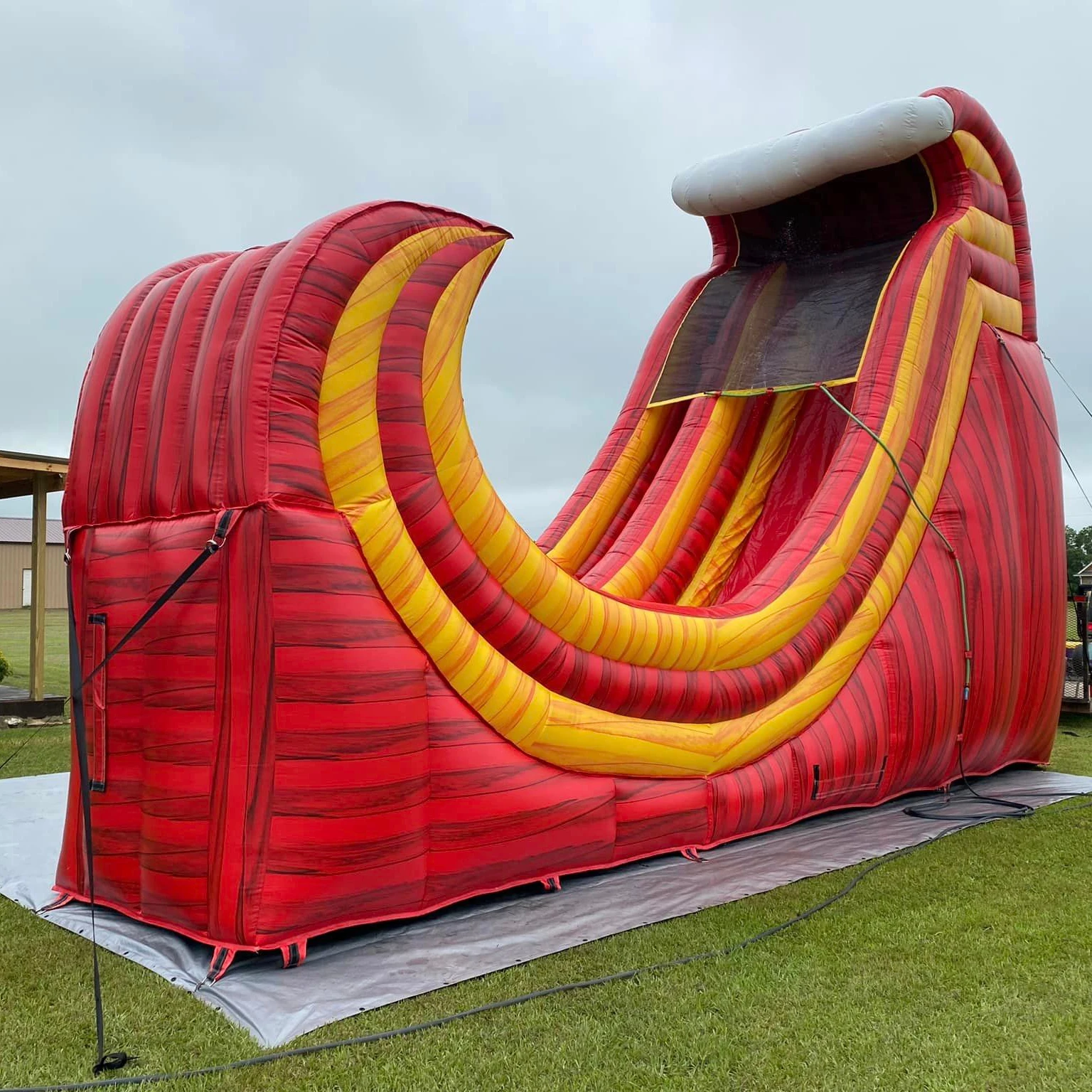 Коммерческие гигантские 19-футовые горки Rapids полутрубные надувные водные для