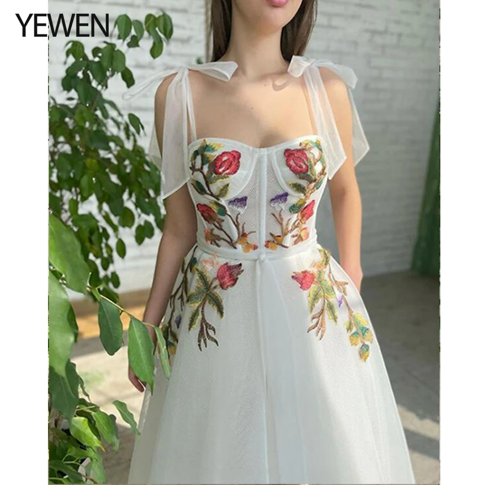 

Новинка 2022, белое кружевное вечернее платье с цветочной вышивкой, богемное платье на бретельках с объемными трехмерными цветами, платье для...