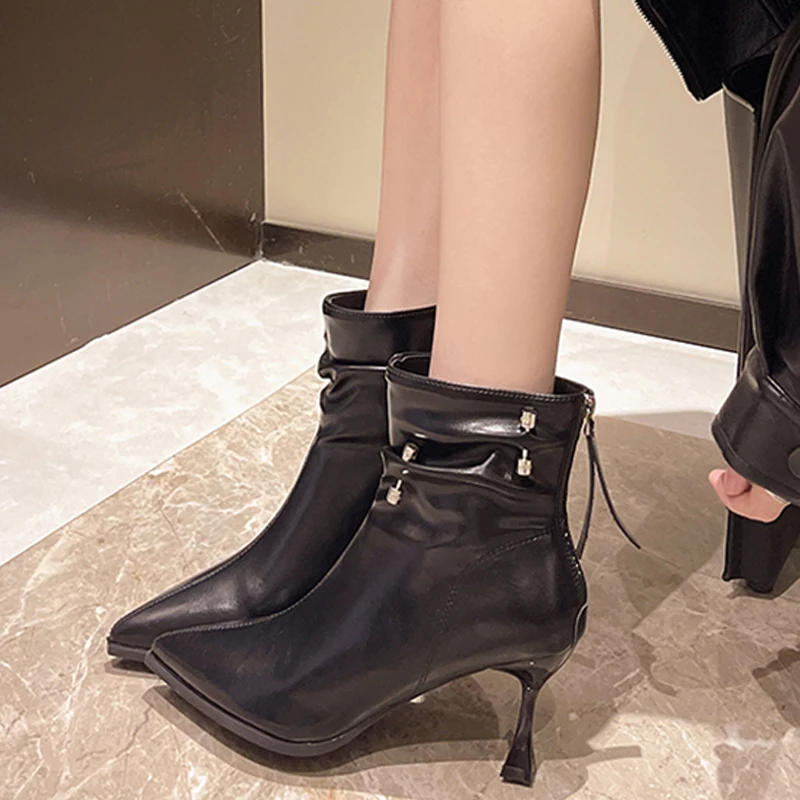 Женские плиссированные ботильоны на высоком каблуке пикантная модная обувь с