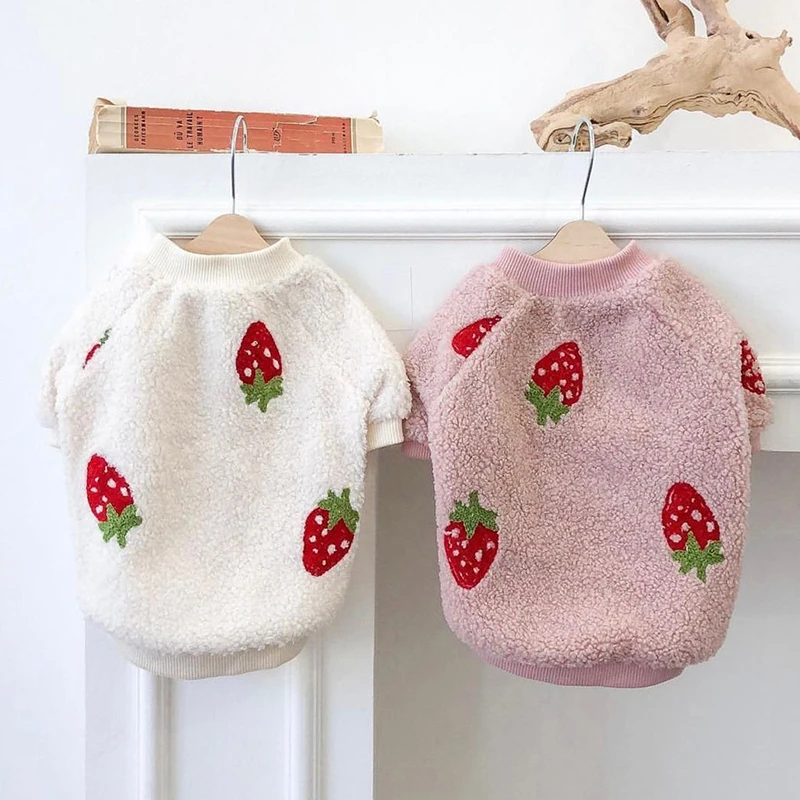 

Puppy Strawberry Sweatshirt Autumn Winter Pet Fleece Teddy Bichon Warm Pullover Stylish Fruit Jacket Popular Dog Clothes