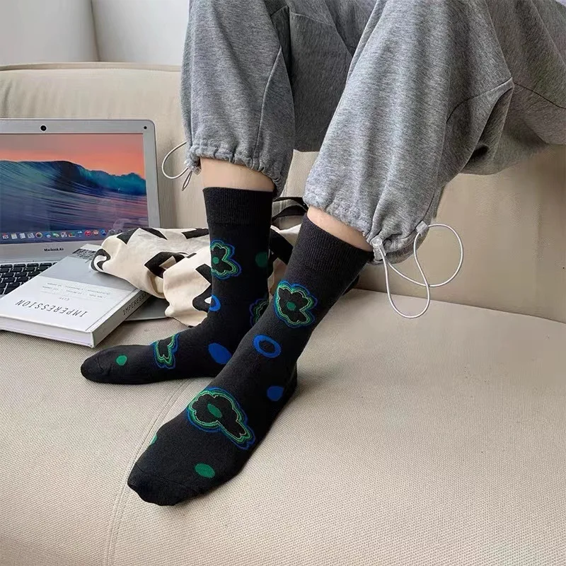 3 Pairs/Box Funny Gradient Paint Stockings Cotton Harajuku Soft Niche Streetwear Skateboard Long Pack Gifts for Men Women Socks