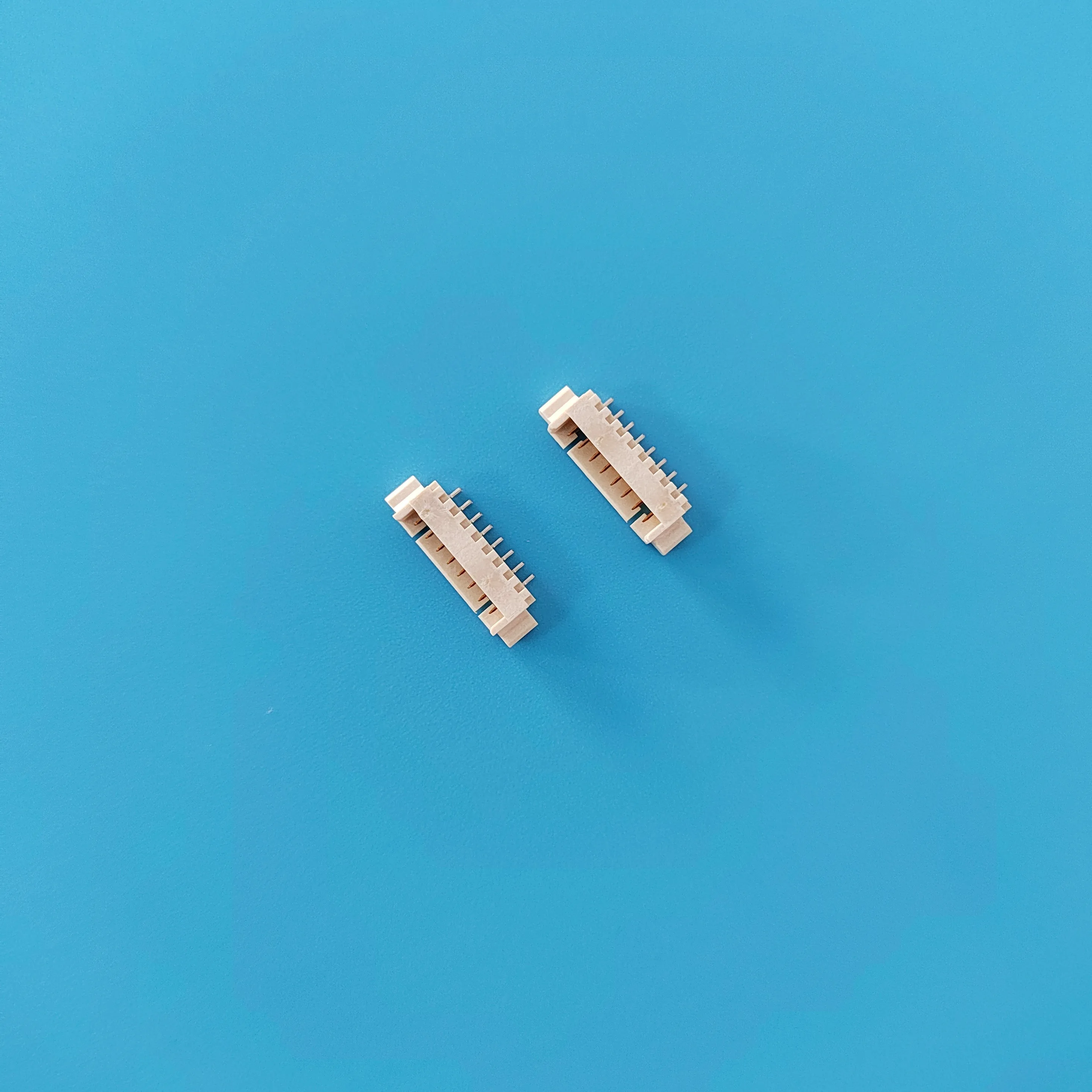 Альтернативы Molex 53398-027104710671087110711271147115711671, шаг 1,25 мм, SMT, вертикальный, однорядный, оловянное (Sn) покрытие (art.: 3920d32627ee2) - 3920d32627ee2