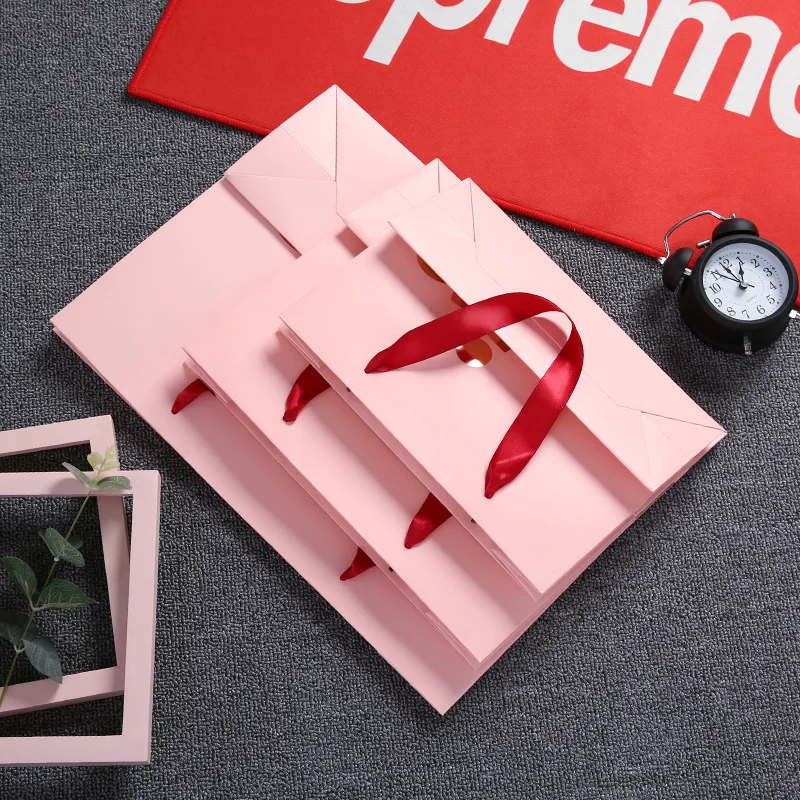 Ins style Fashion Paper Gift Bags custom logo pink gift clothing store shopping Luxury paper bag | Boxes &