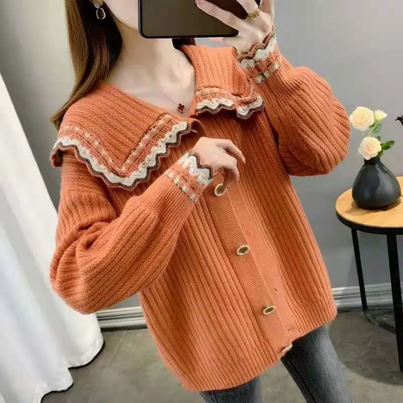 Фото Женский новый корейский стиль 2025 года, модный свободный кукольный воротник, вязаный кардиган на пуговицах, свитер, пальто, весенне-осенняя верхняя одежда №3