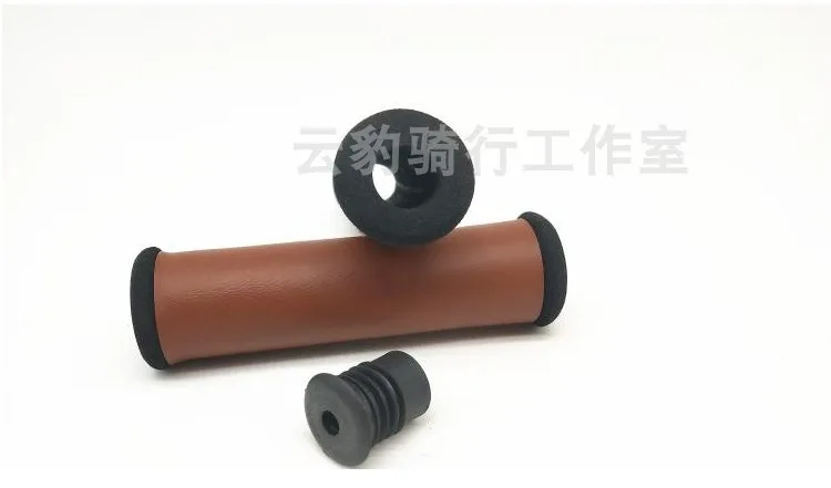 Рукоятка для горного велосипеда ручка руля 125 мм с губкой Удобная коричневая