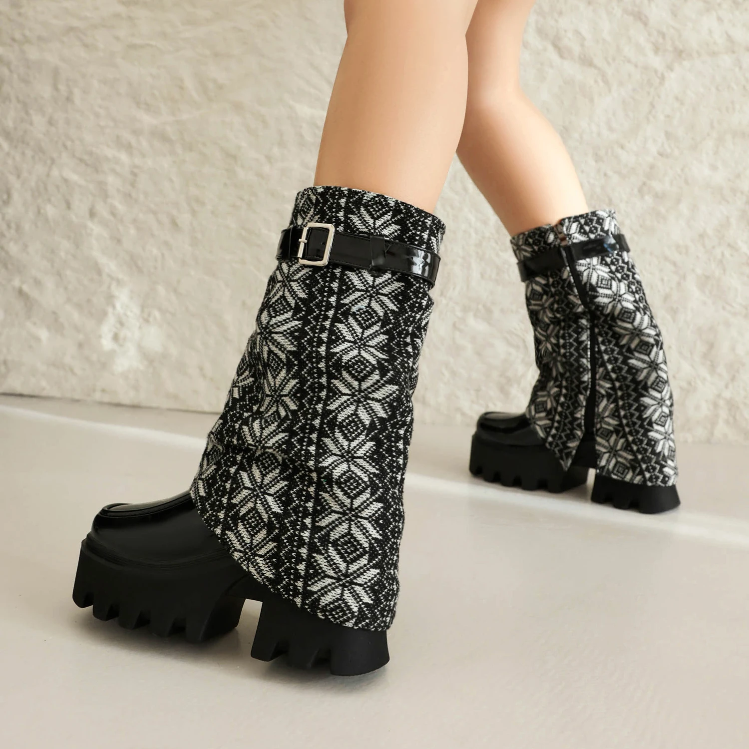 Короткие ботинки в стиле панк с геометрическим рисунком лоскутное шитье