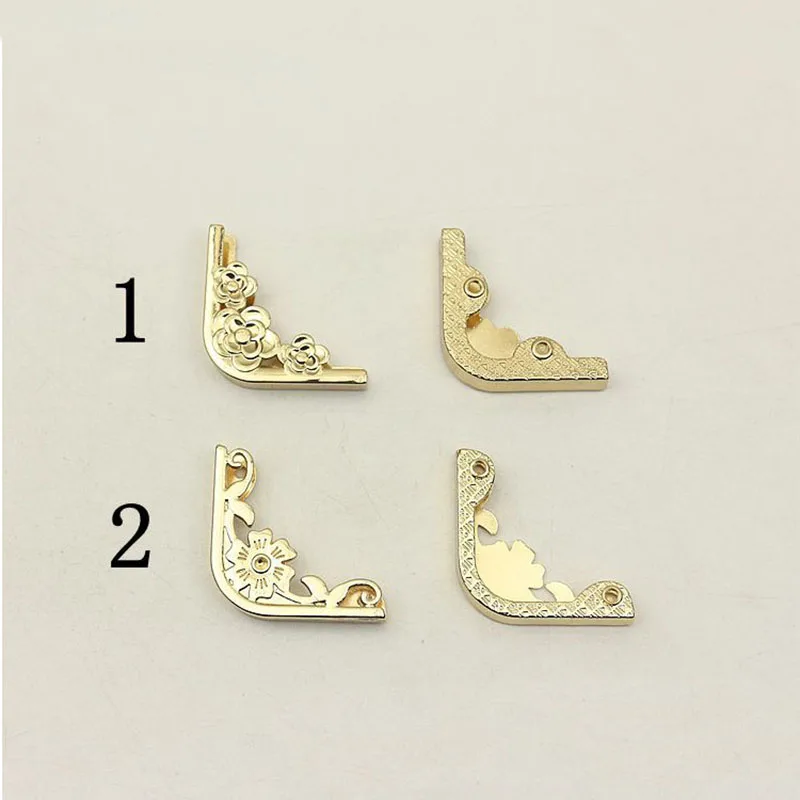 20pcs 35X46mm Floral Bag Corner Protector Metal Buckles for Books Photo Menus Corners Clip Hook DIY Luggage Hardware Accessory