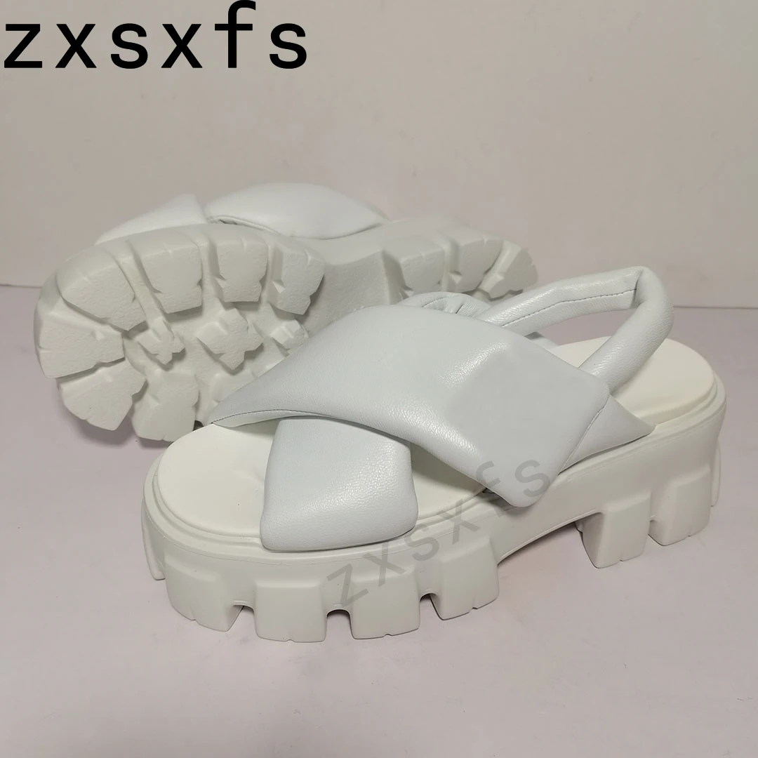 Neue Dicken sohle Plattform sandala женская черная белая ПЗУ сандален повседневная пряжа оптовая