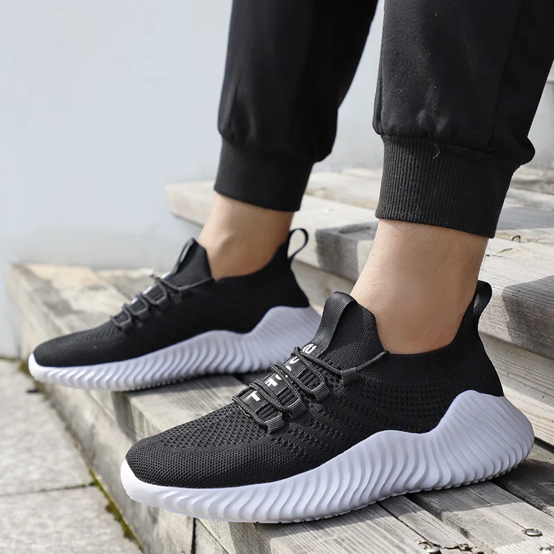Men Sneakers Fashion Running Shoes Lightweight Breathable Casual Sports Shoes male Jogging Footwear Soft Bottom Tenis Masculino