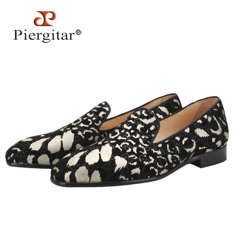 

Piergitar Gold Leopard Print Sheepskin Men's Loafers Luxury Brand Same Style Materials Red Outsole Slippers Leather Insole