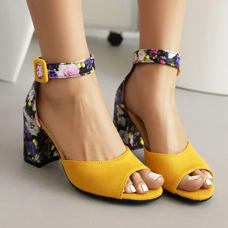 

Большие размеры; Сандалии большого размера больших размеров для женщин и женщин; Босоножки на толстом каблуке с открытым носком; Стильный дизайн