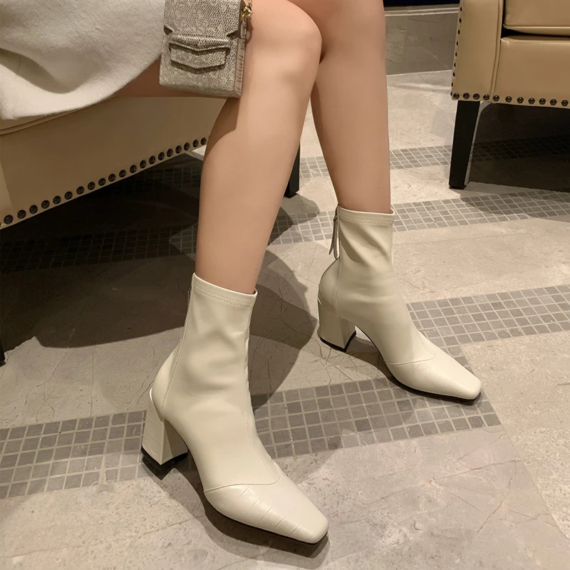 

2022 new Autumn and winter Women ankle boots natural leather 22-24.5cm cowhide retro Stone pattern back zip elastic boots
